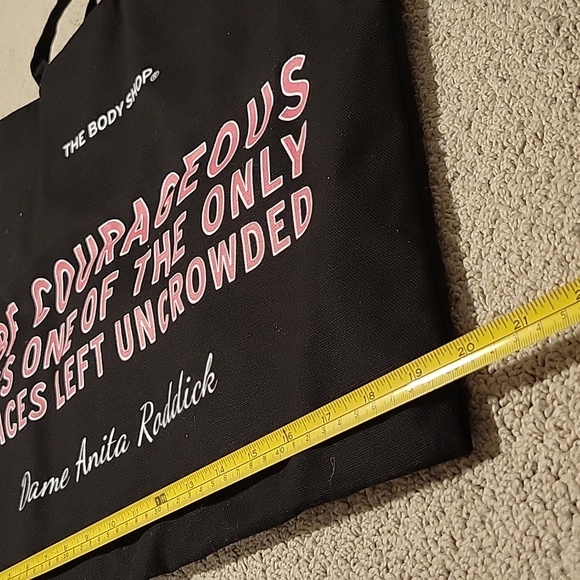 BNWT Body Shop shopping bag - Picture 6 of 7